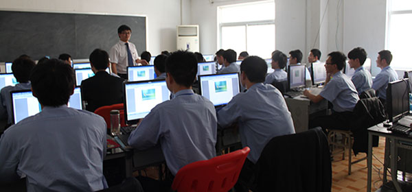 八維職業(yè)學(xué)校打造高端IT數(shù)字化技術(shù)人才孵化器為你開啟就業(yè)職場大門