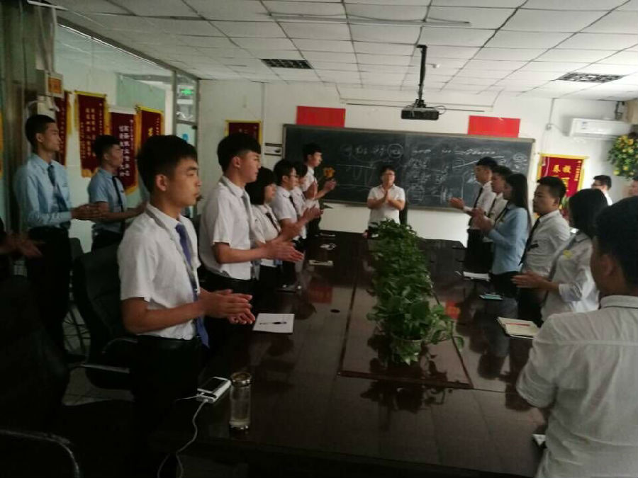 八維學校網絡工程師實戰精英引領行業前沿技術新篇章