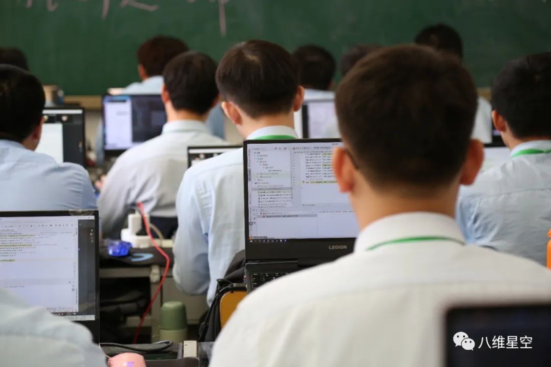 八維職業學校物聯網專業20.0課程體系有什么優勢