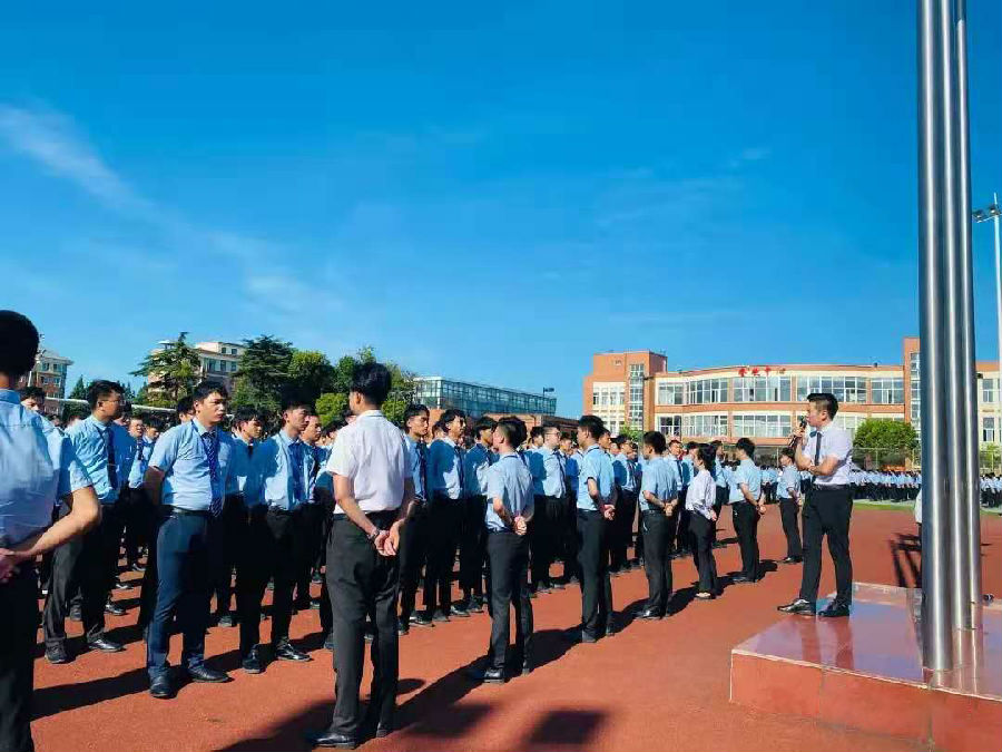 八維教育匠心筑夢(mèng)開(kāi)啟智慧人生的非凡旅程