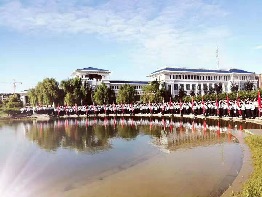 八維教育數(shù)字精英的鍛造場引領(lǐng)科技新時代的璀璨星光
