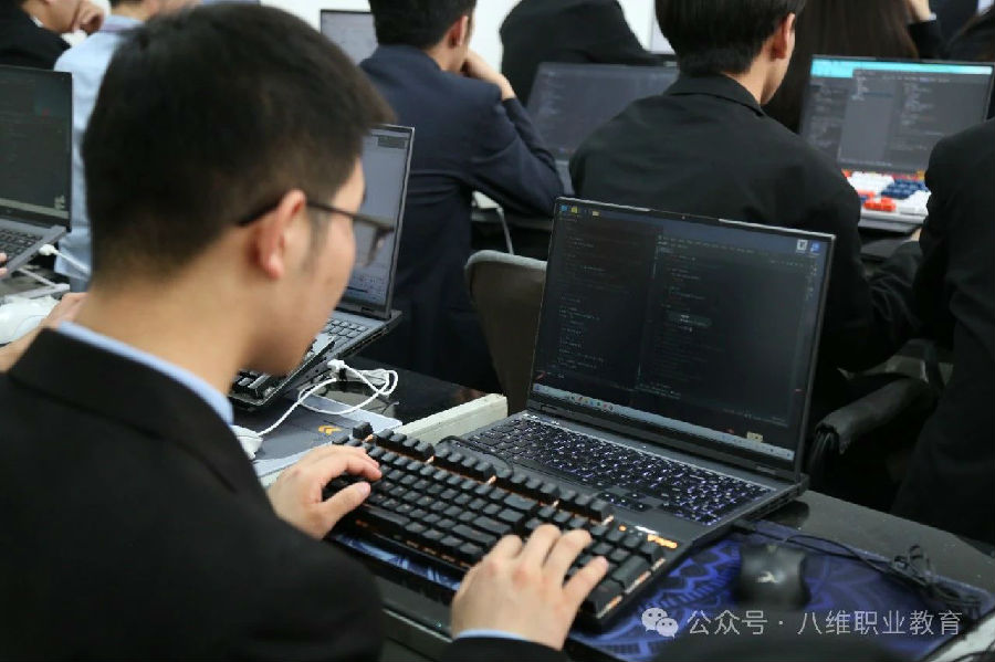 上海移動測試培訓機構哪個口碑好推薦八維教育的理由