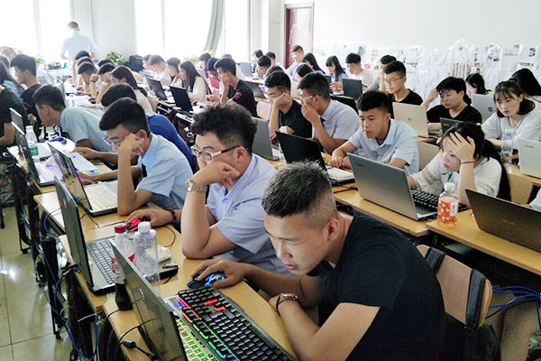 江蘇宿遷八維教育開啟職業(yè)教育新篇章點亮未來之路