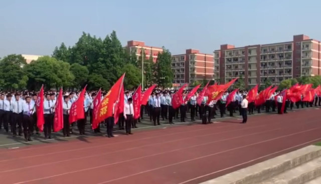 江蘇宿遷八維學校技術精英的璀璨舞臺鑄就科技創新的領軍人物