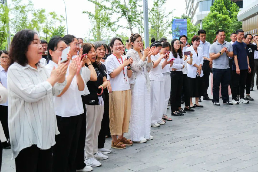 北京八維信息集團入駐永豐智慧谷校區儀式隆重舉行
