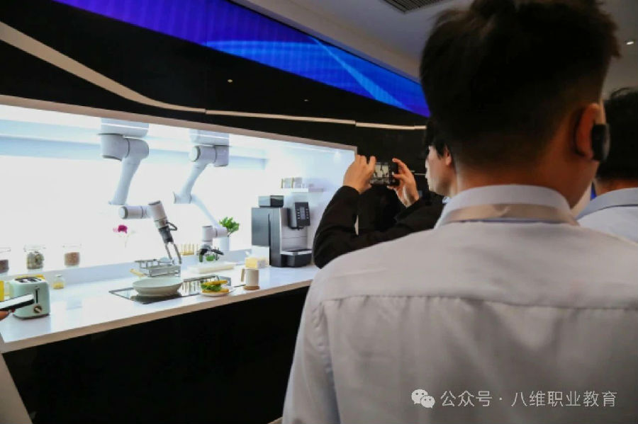 八維教育學子世界五百強企業研學紀實