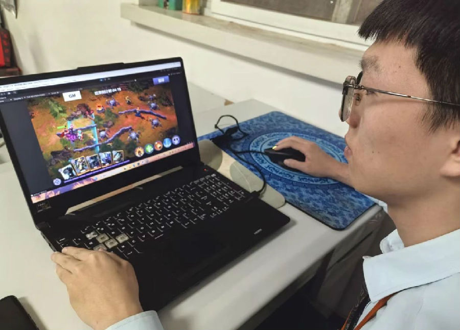 八維職業學校游戲專業鴻蒙&元宇宙引領未來科技風潮的先鋒力量