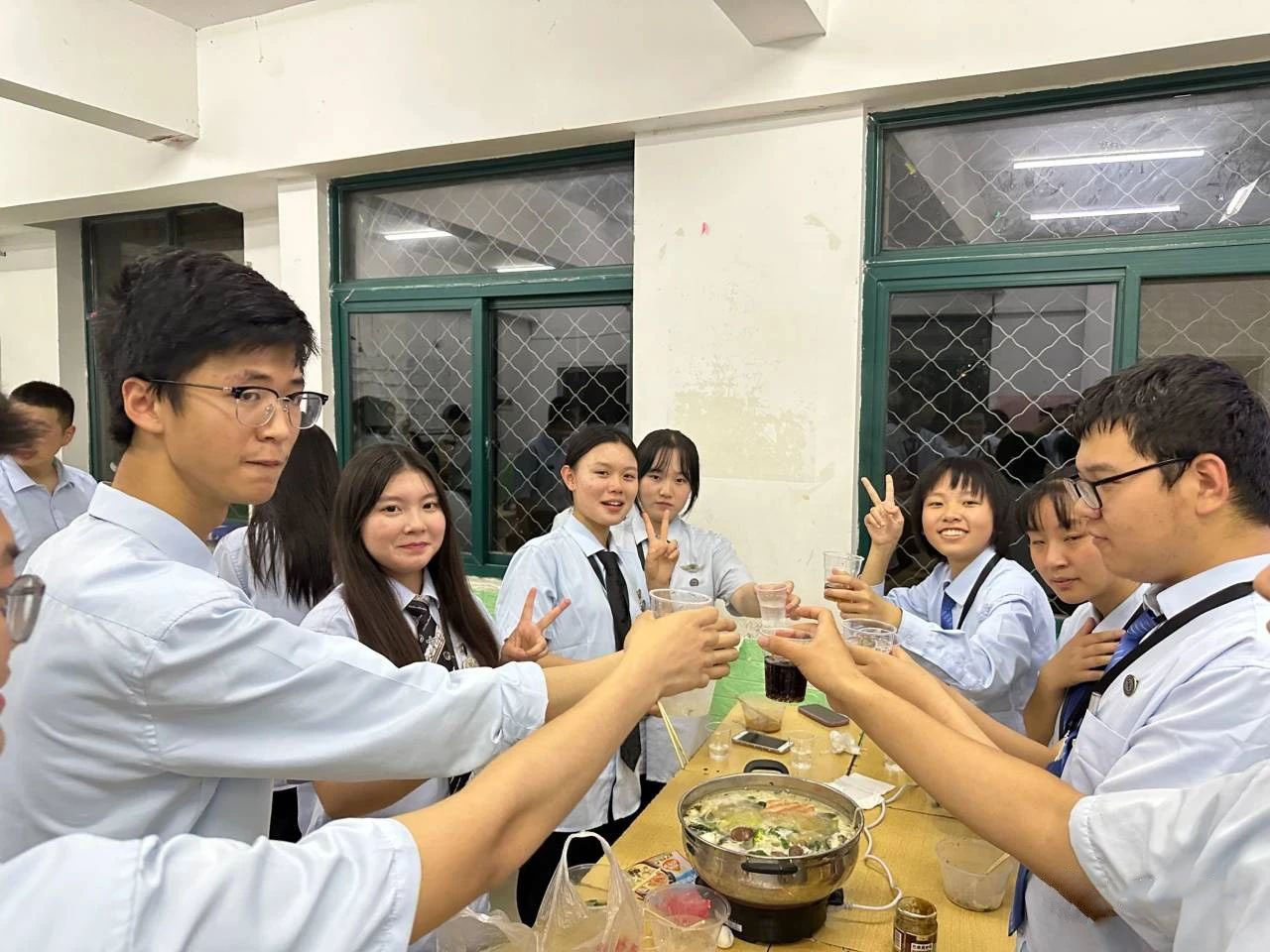 八維職業學校網絡工程專業學子學習生活風采